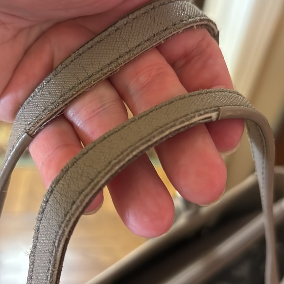 Tory Burch York Buckle Saffiano Leather Large Tote with COA - Picture 15 of 16